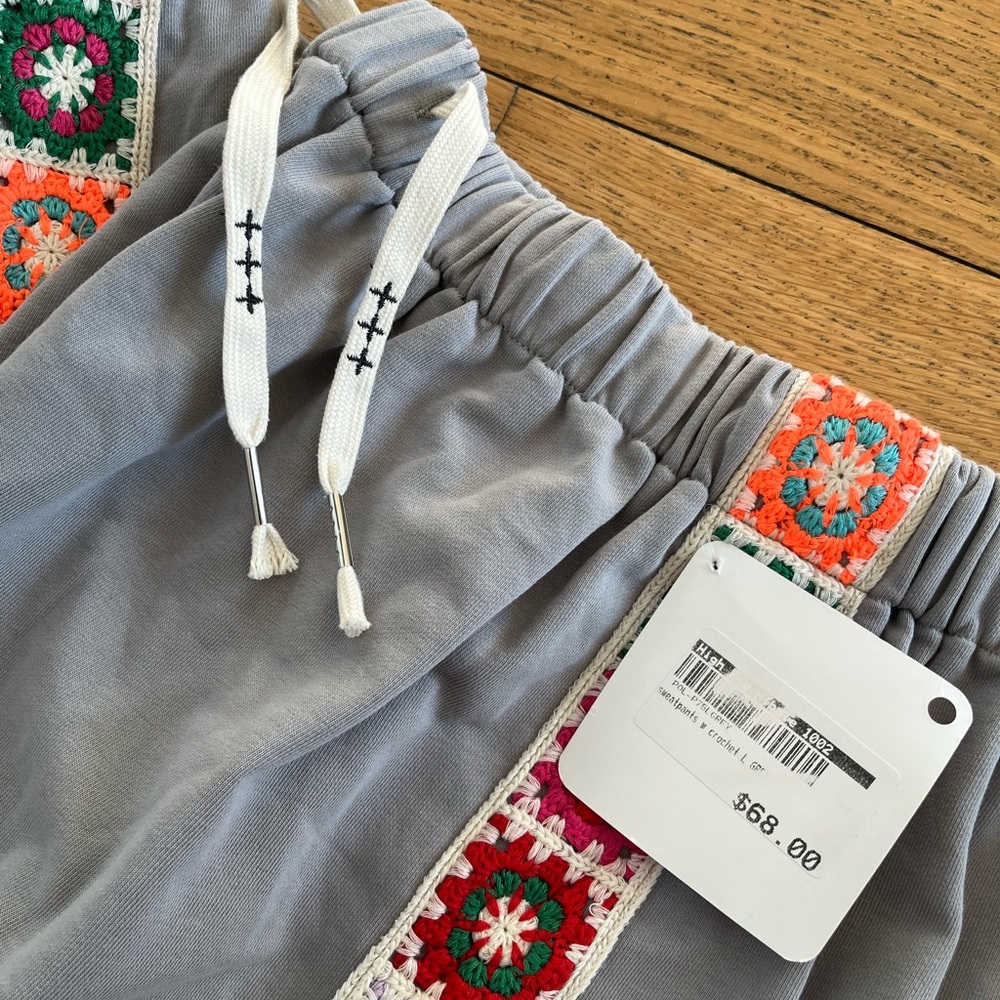 POL Grey Granny Squares Pants - Size L - NWT - Picture 4 of 8